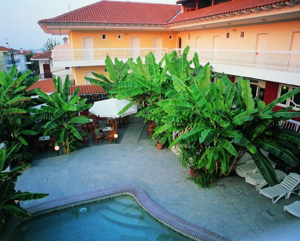 Hotel Odysseas Polychrono Exterior photo