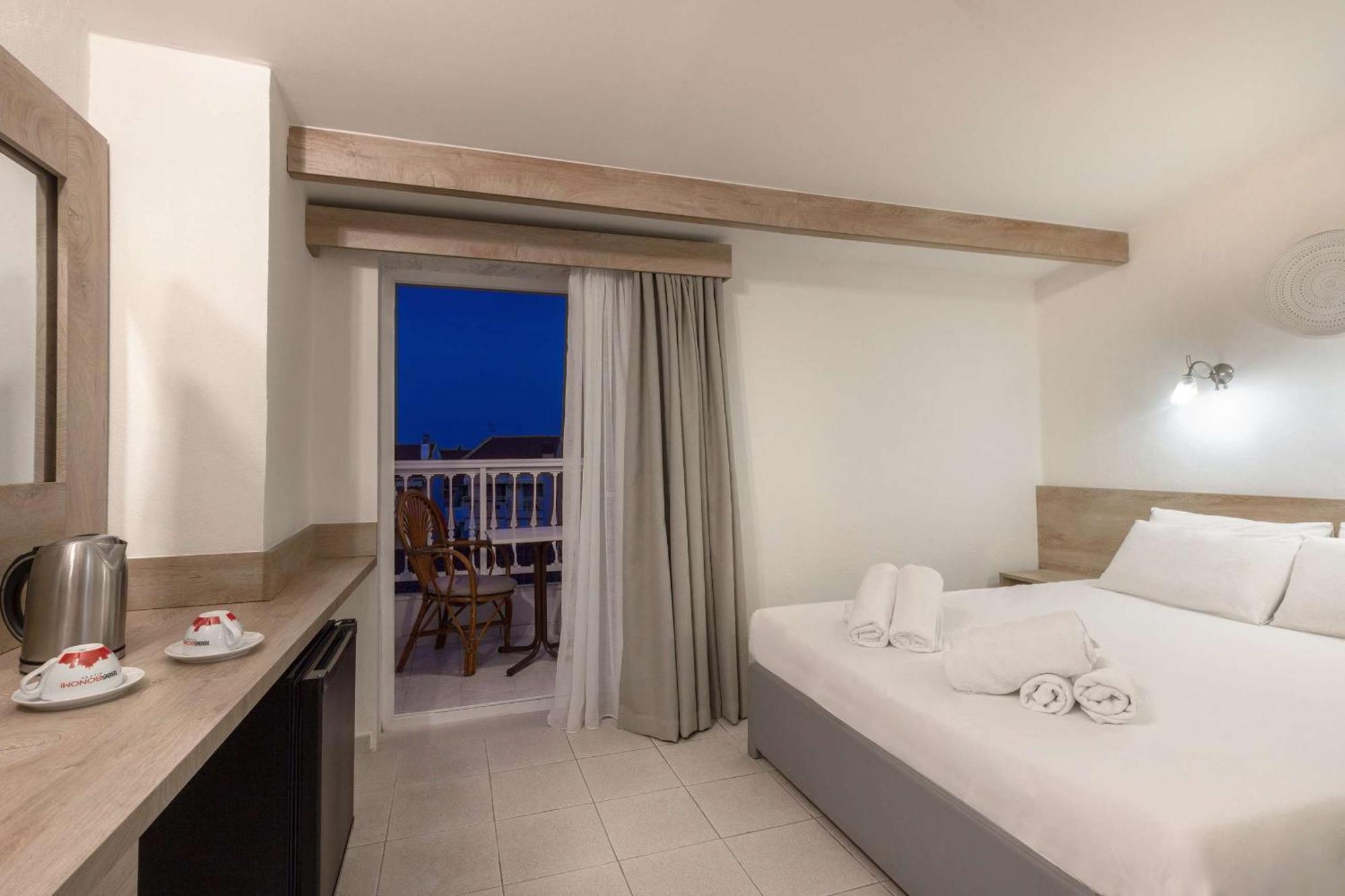 Hotel Odysseas Polychrono Room photo